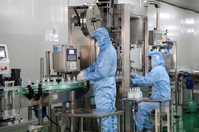 比亞迪速度 醫(yī)用級(jí)免洗手消毒凝膠日產(chǎn)30萬瓶，優(yōu)先供給一線抗疫人員